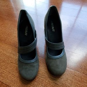 Womens dress shoes